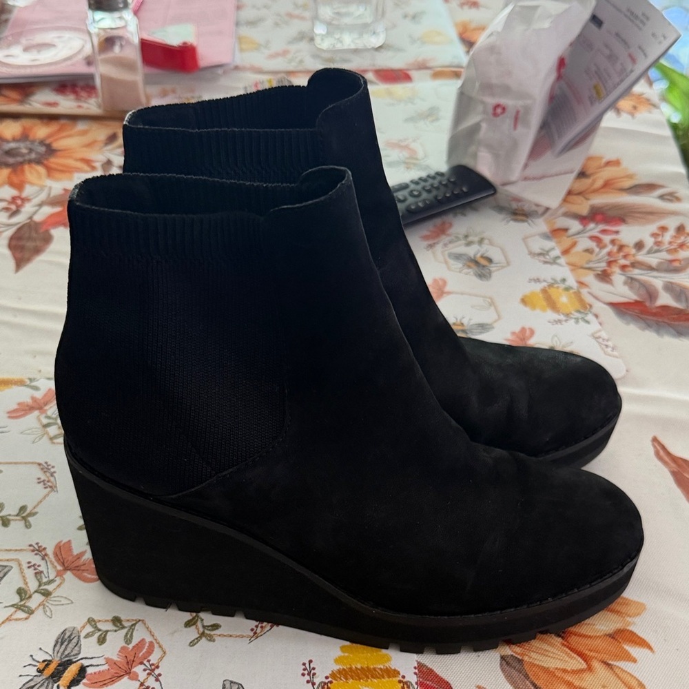 Eileen Fisher Adele Black Suede Wedge Chelsea Booties Size 8 - Picture 3 of 6